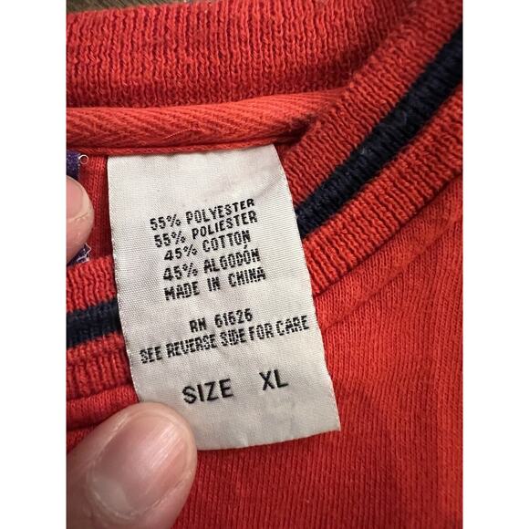 Vintage Pooh 100 Acre Collection Red Buddies Long Sleeve Sweatshirt Size XL - Picture 7 of 11